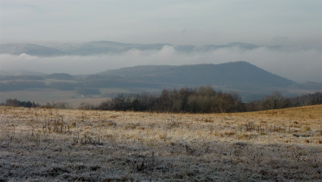 Strážiště, poslední výspa na severním okraji Středohoří.
