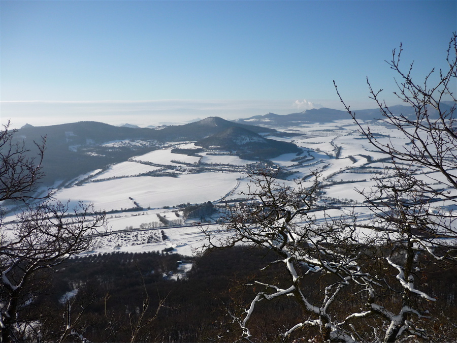 Sutomský vrch z Lovoše