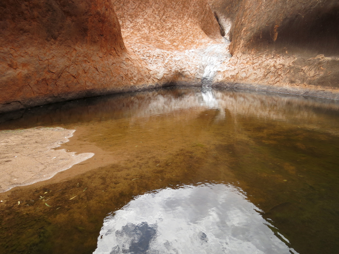 Ještě jednou u Mutitjulu Waterhole.
