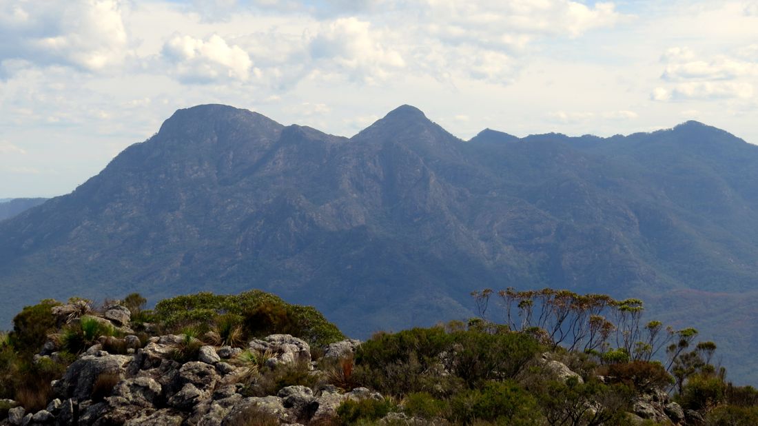Mount Barney v plné kráse.