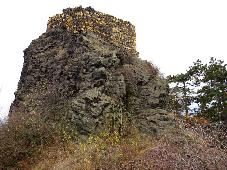 Za třicetileté války byl hrad zpustošen saským vojskem.