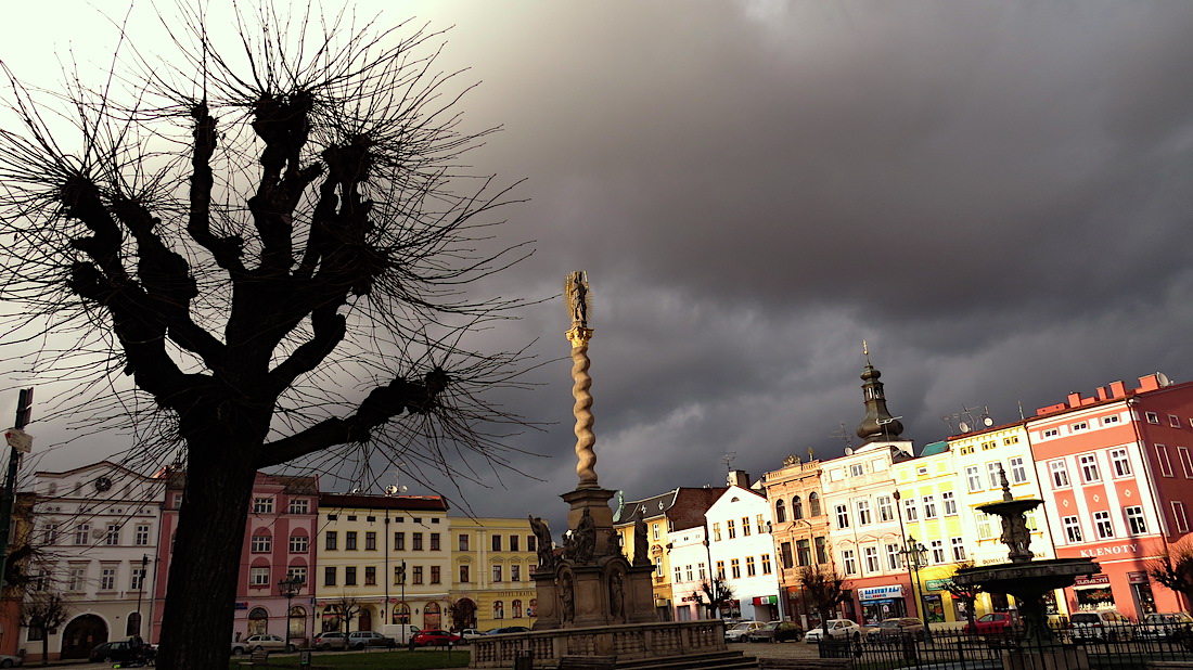 Broumovské Mírové náměstí.