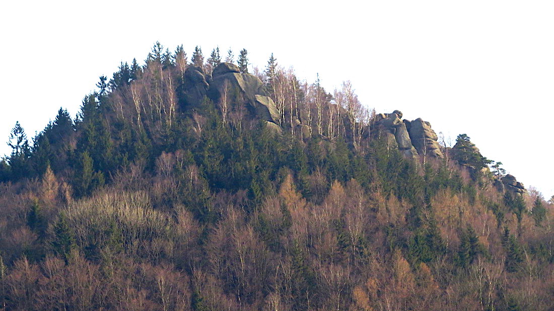 Velká kupa zdola.