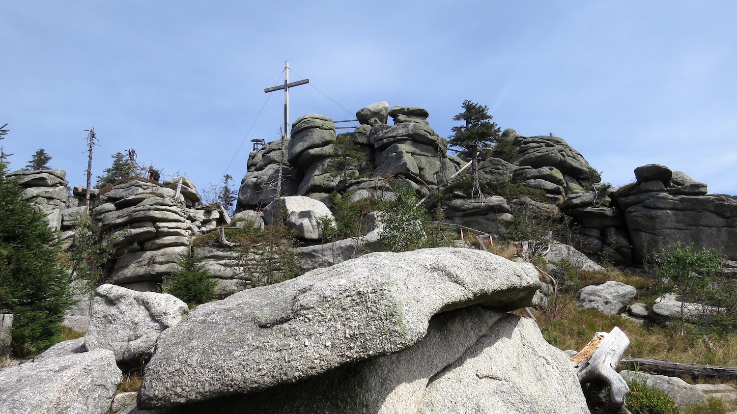 Hochstein (1333 m), jen pár set metrů opodál.