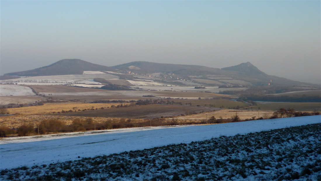 Sutomský vrch, Jezerka, Koštálov