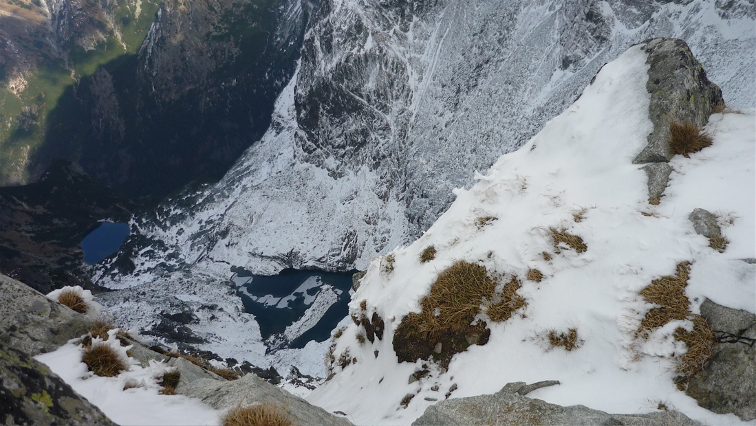 Ťažké a Zamrzlé pleso (1760 m).