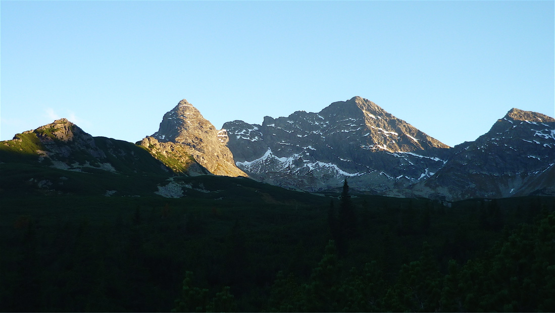 Kościelec, Świnica a Pośredna Turnia (2128 m)