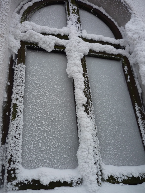 Omrzlé okno meteorologovo.