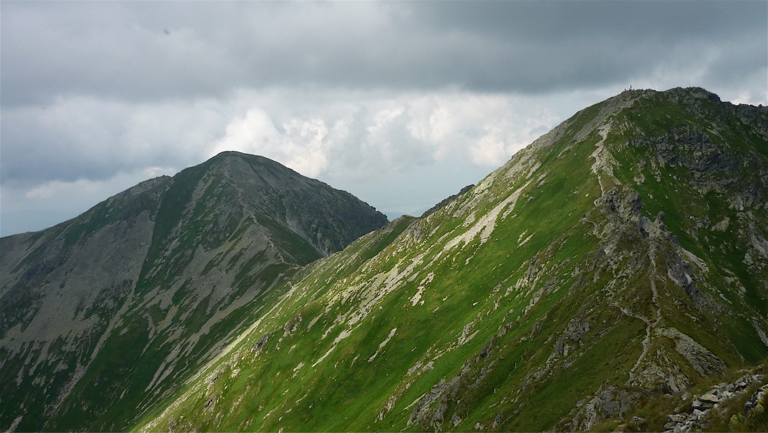 Pachoľa (2167 m) a Baníkov