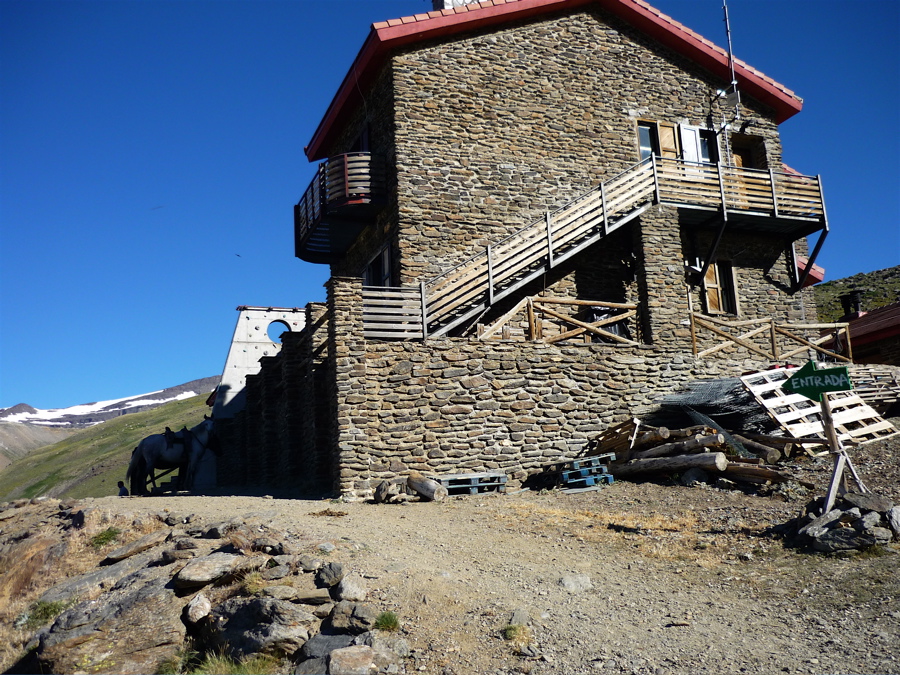 Refugio de Poqueira.