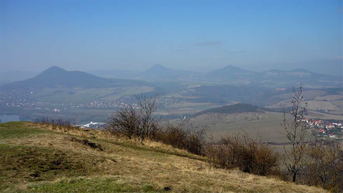 Lovoš, Milešovka, Kletečná, Kubačka.