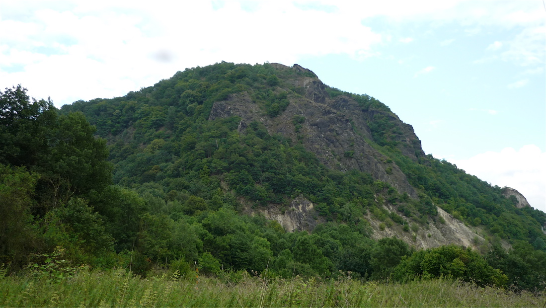 Kozí vrch, tentokrát z ústeckého předměstí Mojžíř.
