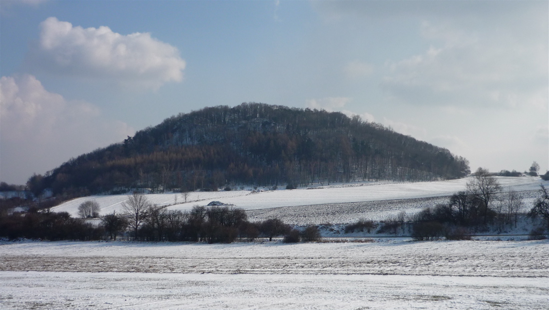 Protější Liščín.