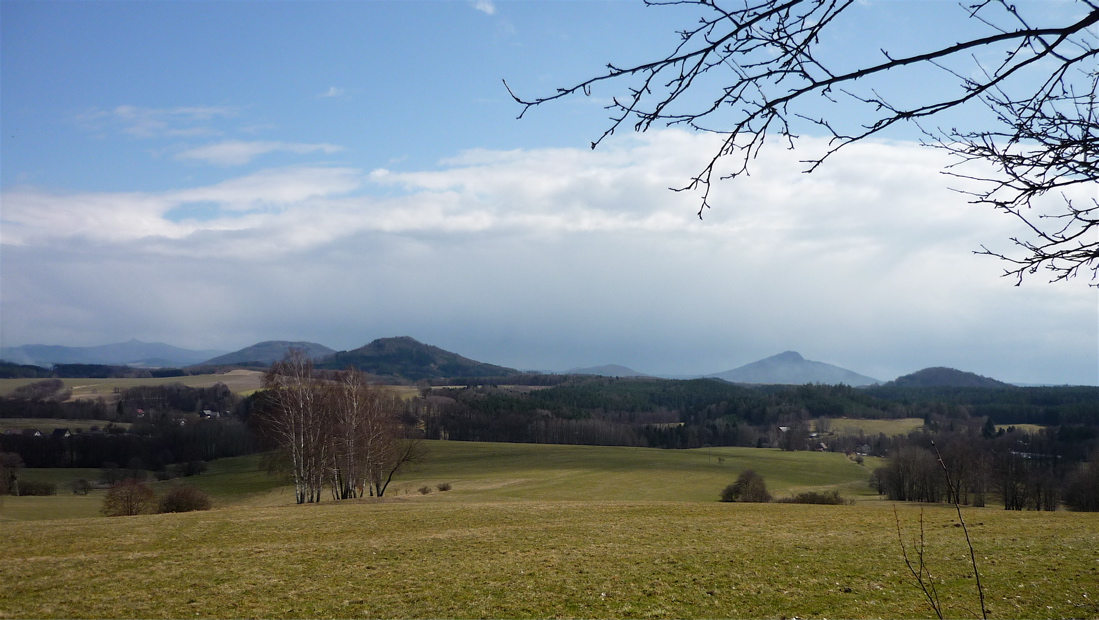 Ještěd, Tlustec, Brnišťský vrch, Ralsko.