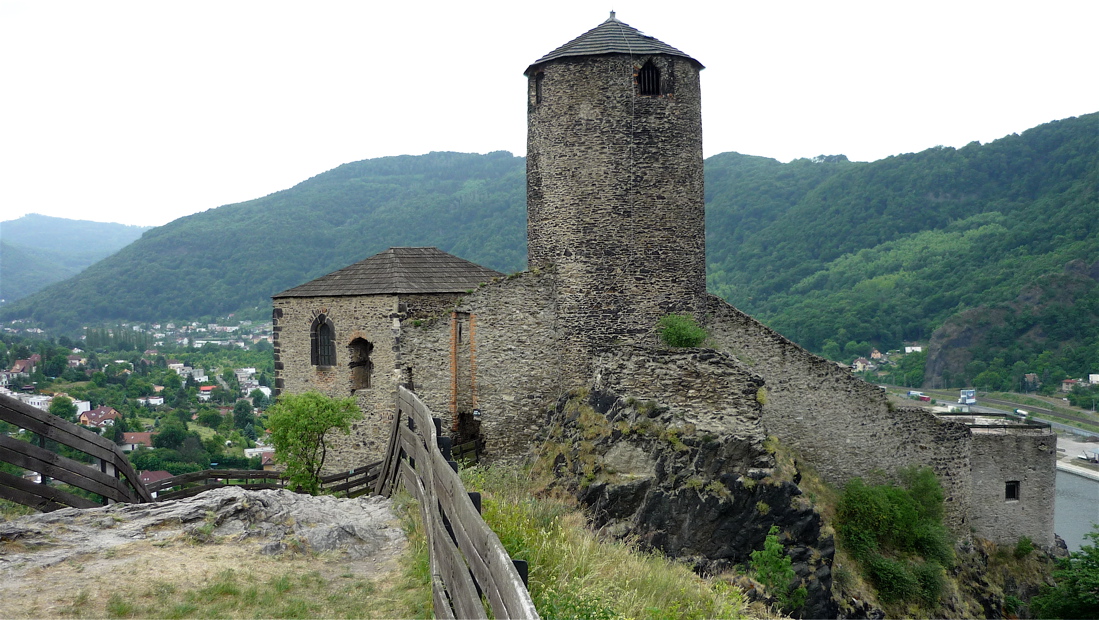 Na Střekově.