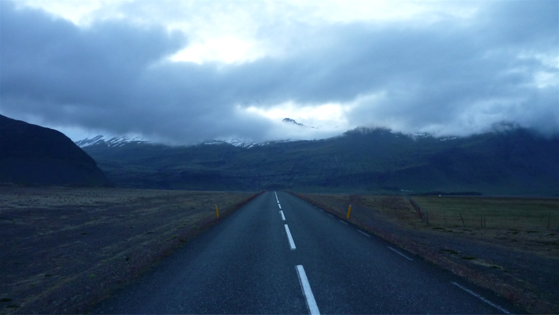 Opouštíme Jökulsárlón a míříme na Höfn.