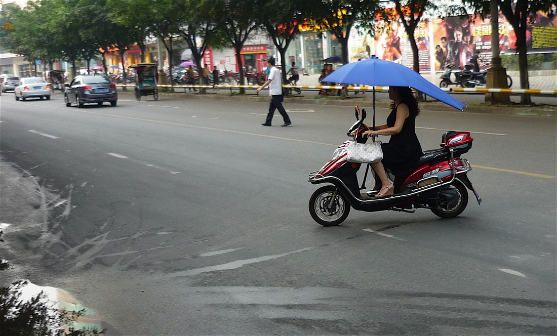 Jezdkyné pod deštníkem