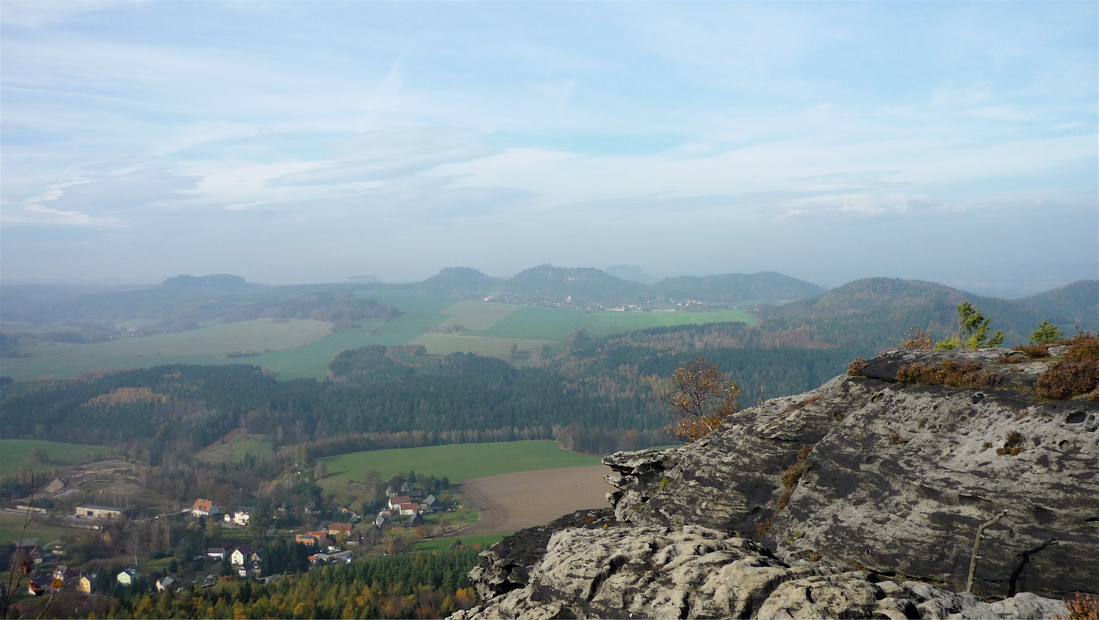 Na vrcholu Kleiner Zschirnsteinu (473 m).