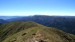 Konečně na vrcholovém hřebínku Mount Feathertop.