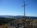 Na vrcholu Velkého Špičáku, v pozadí Klínovec (1243 m).